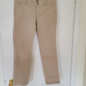 American Eagle Outfitters Low-rise Skinny Khaki Pants Size 2 Short